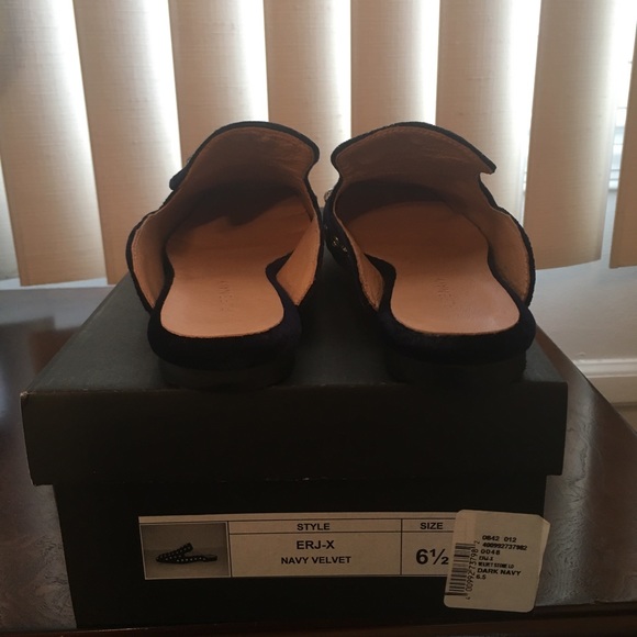 Navy Slides - Picture 5 of 5